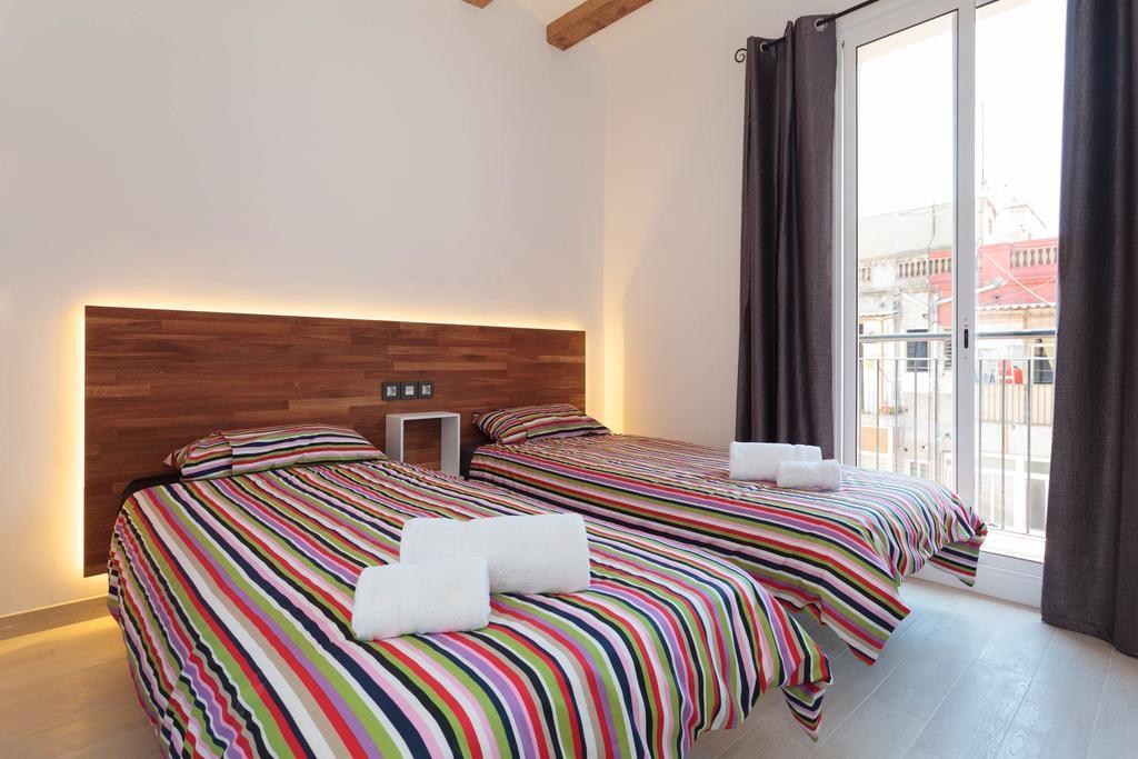 Radas Barcelona Quarto foto